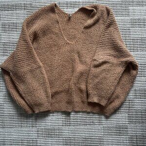 Boutique Wishlist Sweater. Size: M/L. Tan color. V-neck.